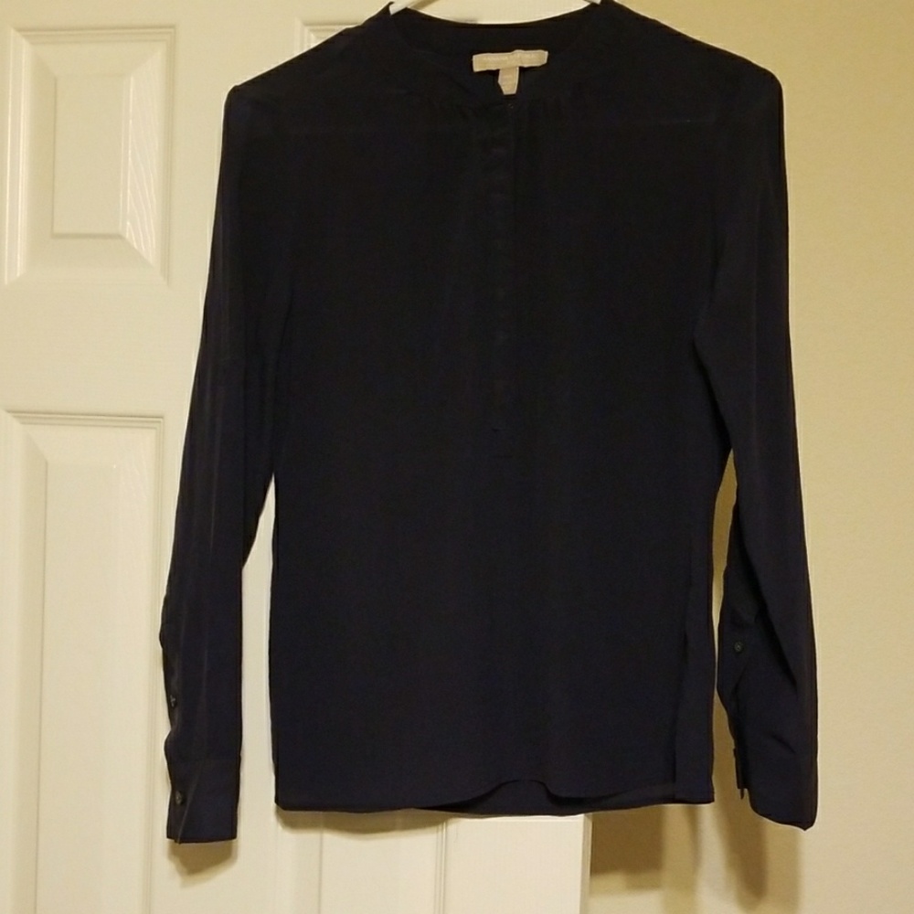 Banana republic xs petite 100 % silk blouse
